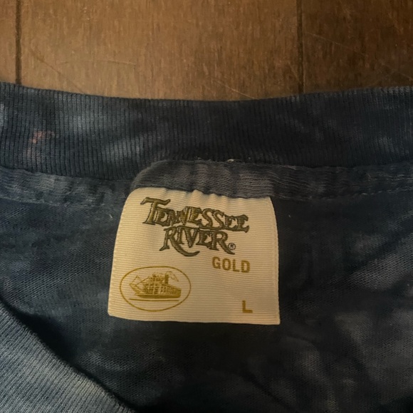 Vintage TENNESSEE RiVER the dye tee. Perfect condition. Men’s Large. - Picture 5 of 6